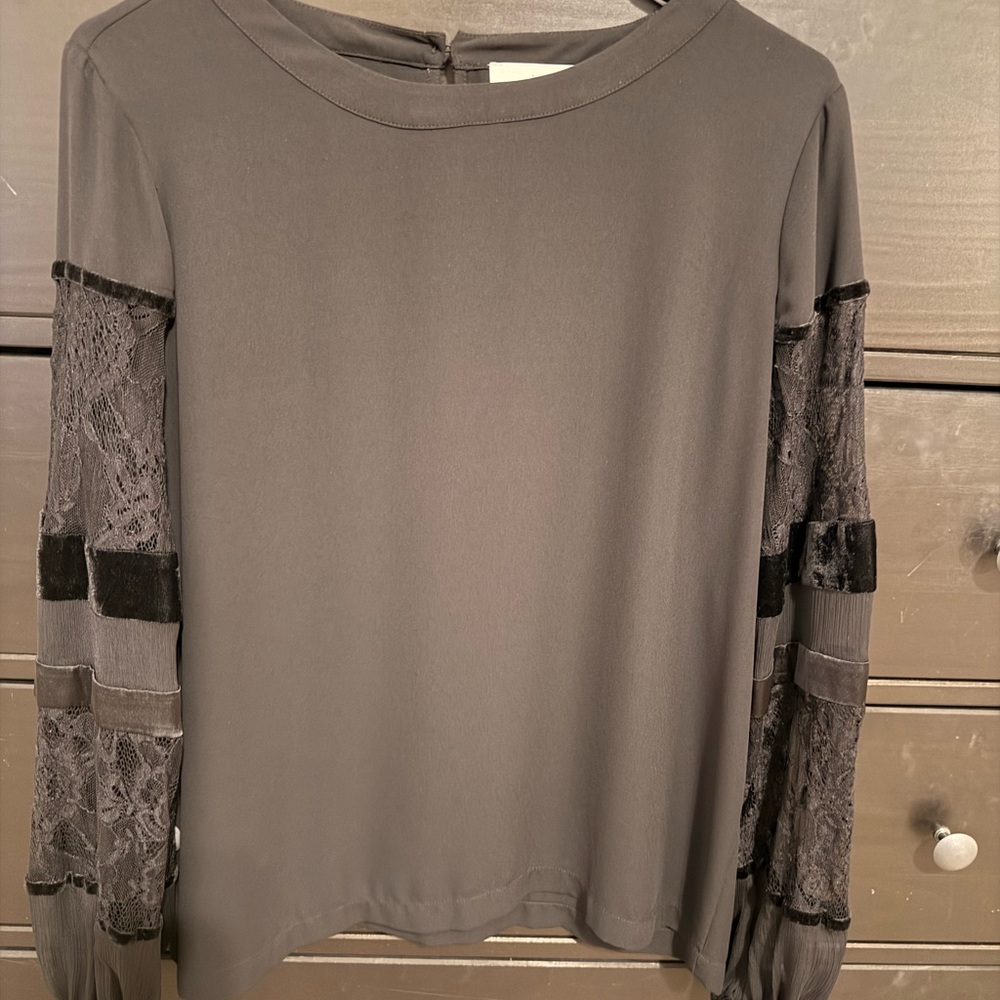 LOFT Black Lace Sleeve Blouse with velvet accent. Peephole in the back
